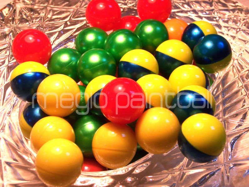 Megio paintball balls 1.JPG