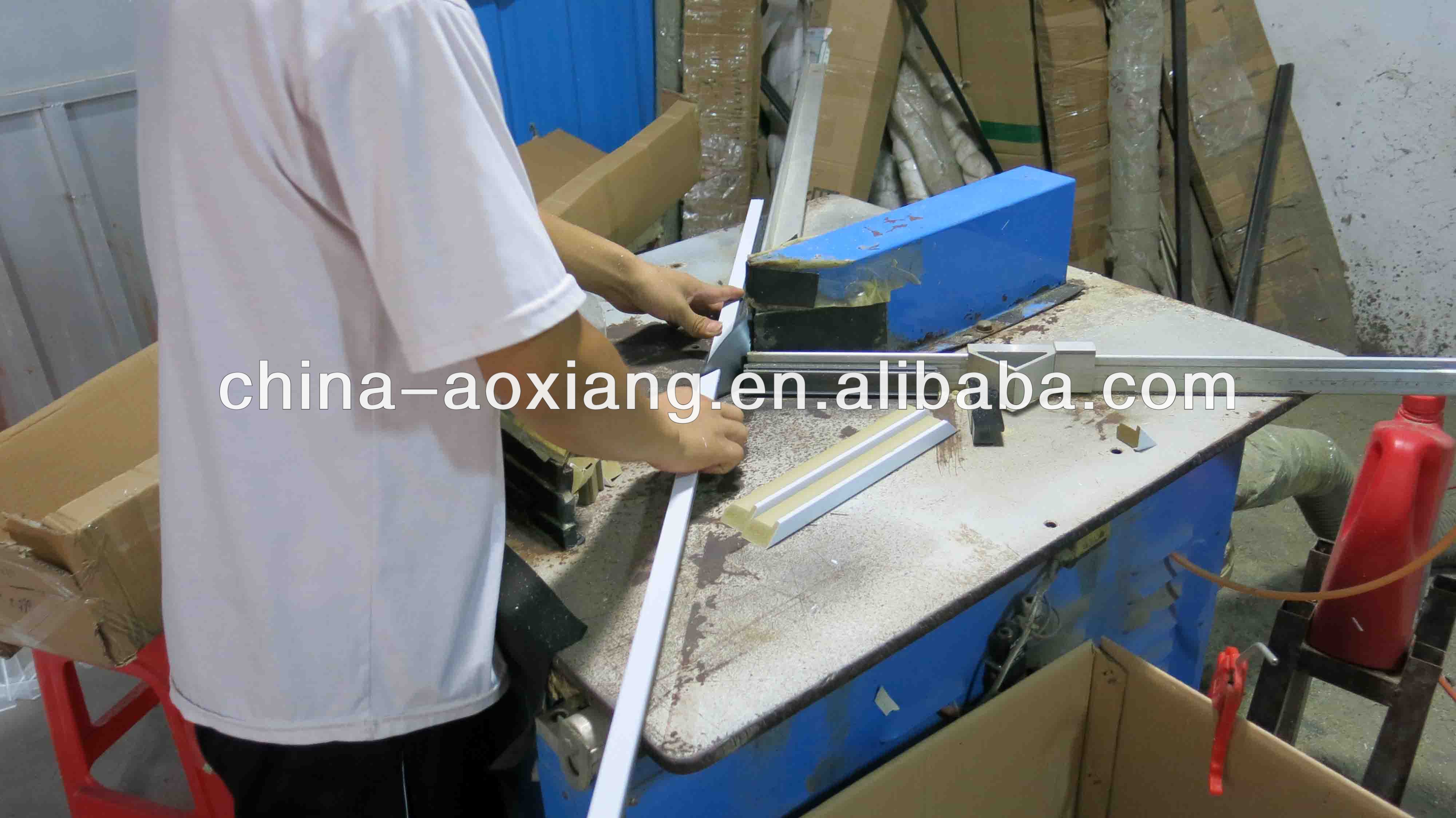 中国メーカーのシルバースパのデコレーションキャンドルホルダー仕入れ・メーカー・工場