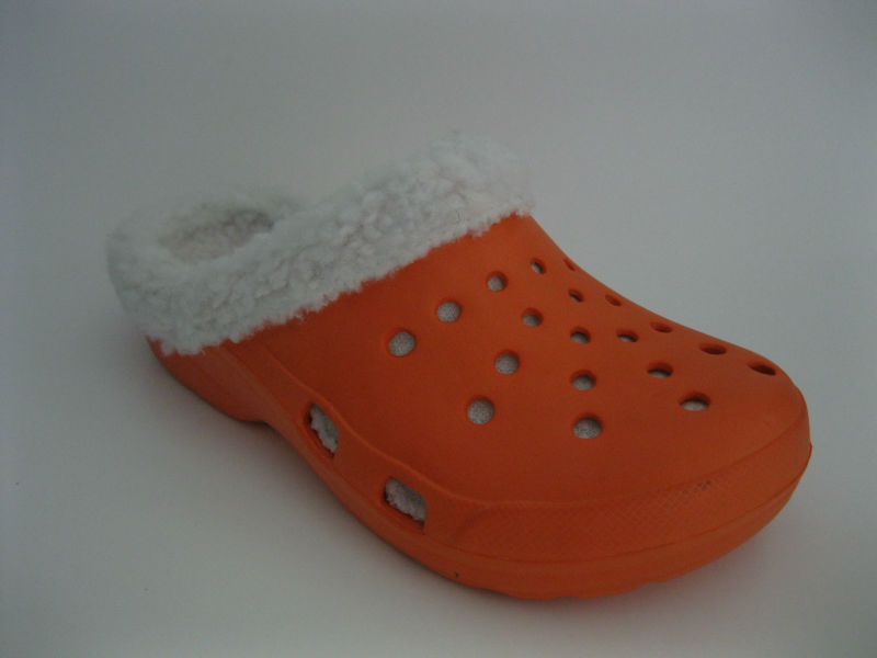 plush chicken slipper