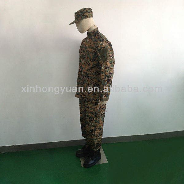 新しいデザイン2013綿３５％ポリエステル６５％陸軍の制服問屋・仕入れ・卸・卸売り