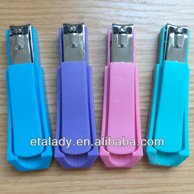 plastic nail clipper with catcher