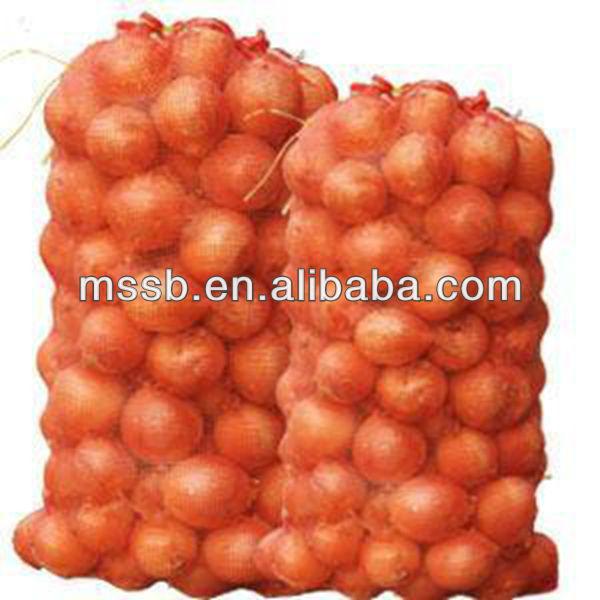 Red and green fruit net bags for packing vegetable