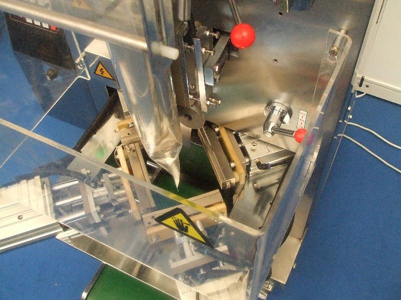 自動垂直と水平小さな ハード キャンディ packagaing機仕入れ・メーカー・工場