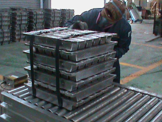 lead ingot 3.JPG
