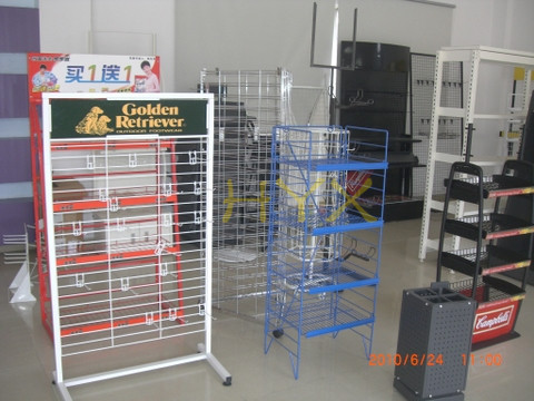 small wire basket counter chewing gum candy display stand