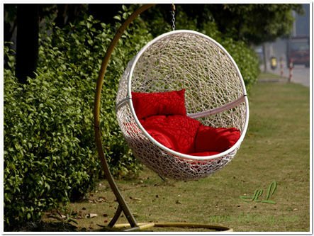 Hanging wicker egg chair hanging indoor chair