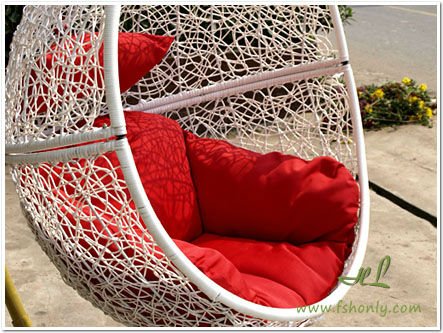 Hanging wicker egg chair hanging indoor chair