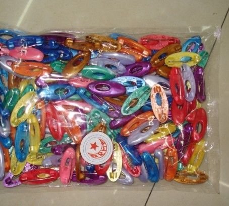 B036新しい到着の平野のプラスチックhijabおよびスカーフピン問屋・仕入れ・卸・卸売り