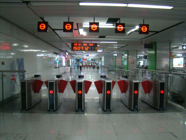 地下鉄は,RFIDアクセスコントロールフルオートフラップ改札ゲート/オフィスビルアクセス制御フラップ障壁ゲートを使用問屋・仕入れ・卸・卸売り