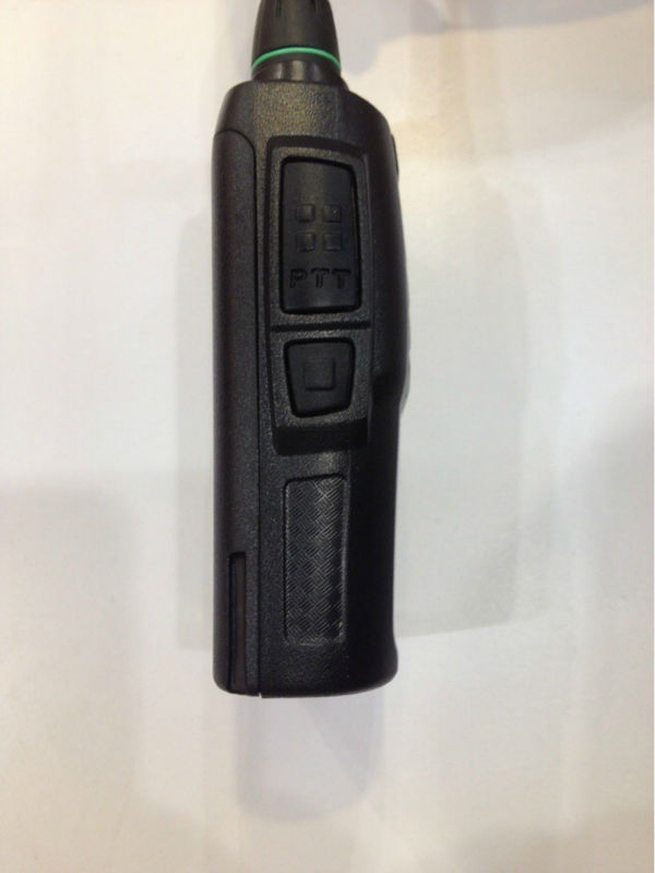 安価な価格とバンドポータブルラジオuhfポータブルトランシーバーのようなインターホンbj-q1baojie問屋・仕入れ・卸・卸売り