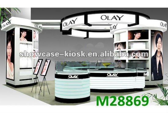 Make Up Store Cosmetic Products Display Shop Showroom Interior ...