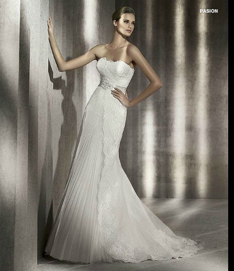 2012 New Style Strapless Lace Backless Wedding Dress