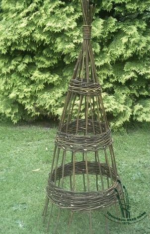 willow_obelisk_large.jpg