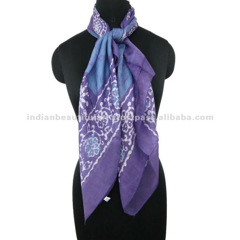 How to wear a ladies square scarf How to wear a ladies square scarf