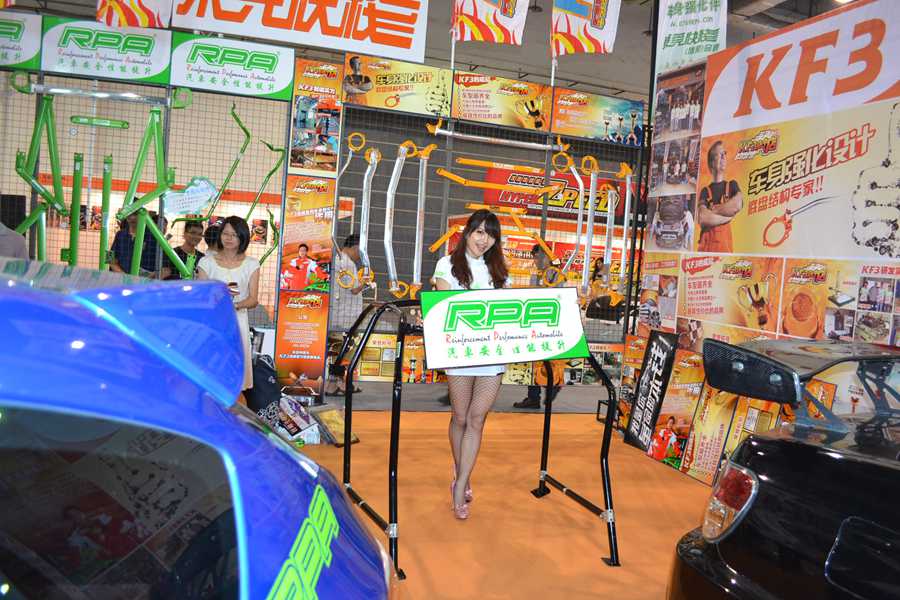 スバルインプレッサstiロールケージタワーバーのためのバーを左右にスバルgdbgrb問屋・仕入れ・卸・卸売り