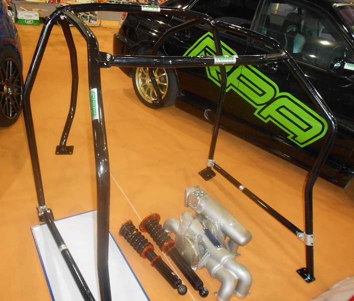 スバルインプレッサstiロールケージタワーバーのためのバーを左右にスバルgdbgrb問屋・仕入れ・卸・卸売り