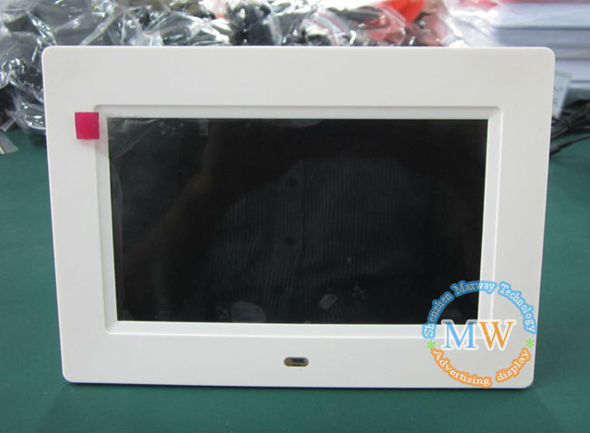バッテリーは,LCD7インチデジタルフォトビューアを操作し問屋・仕入れ・卸・卸売り