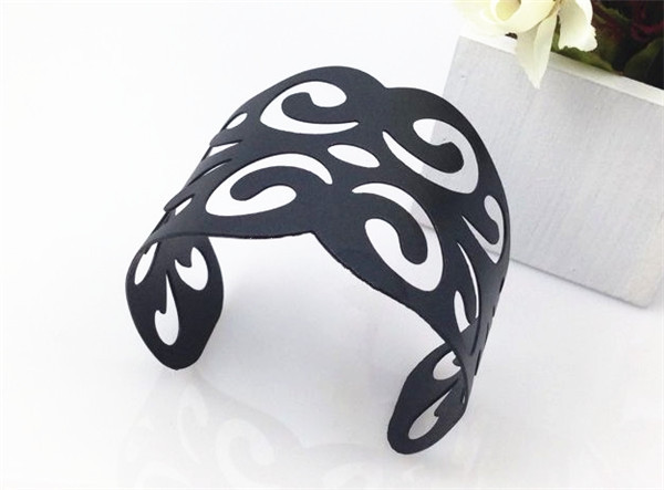4pcs/lot New Fashion Novelty Jewelry Bracelets Matte Black Cute Beard Mustache Hollow Women Charm Cuff Bracelets&Bangles JY-8741