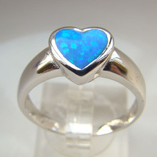 Chine prix d'usine en gros coeur bleu opale de feu bagues opale bijoux ...