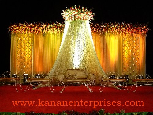 red and gold indian wedding stage