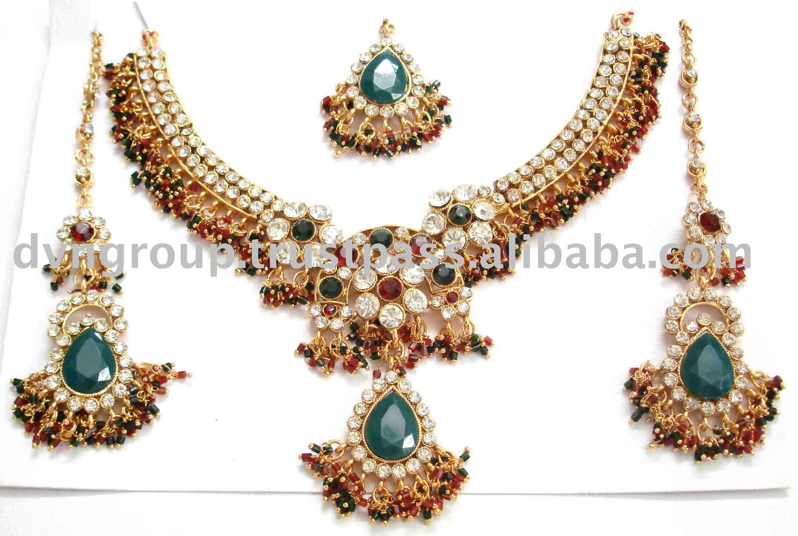 Gold Indian Jewelry