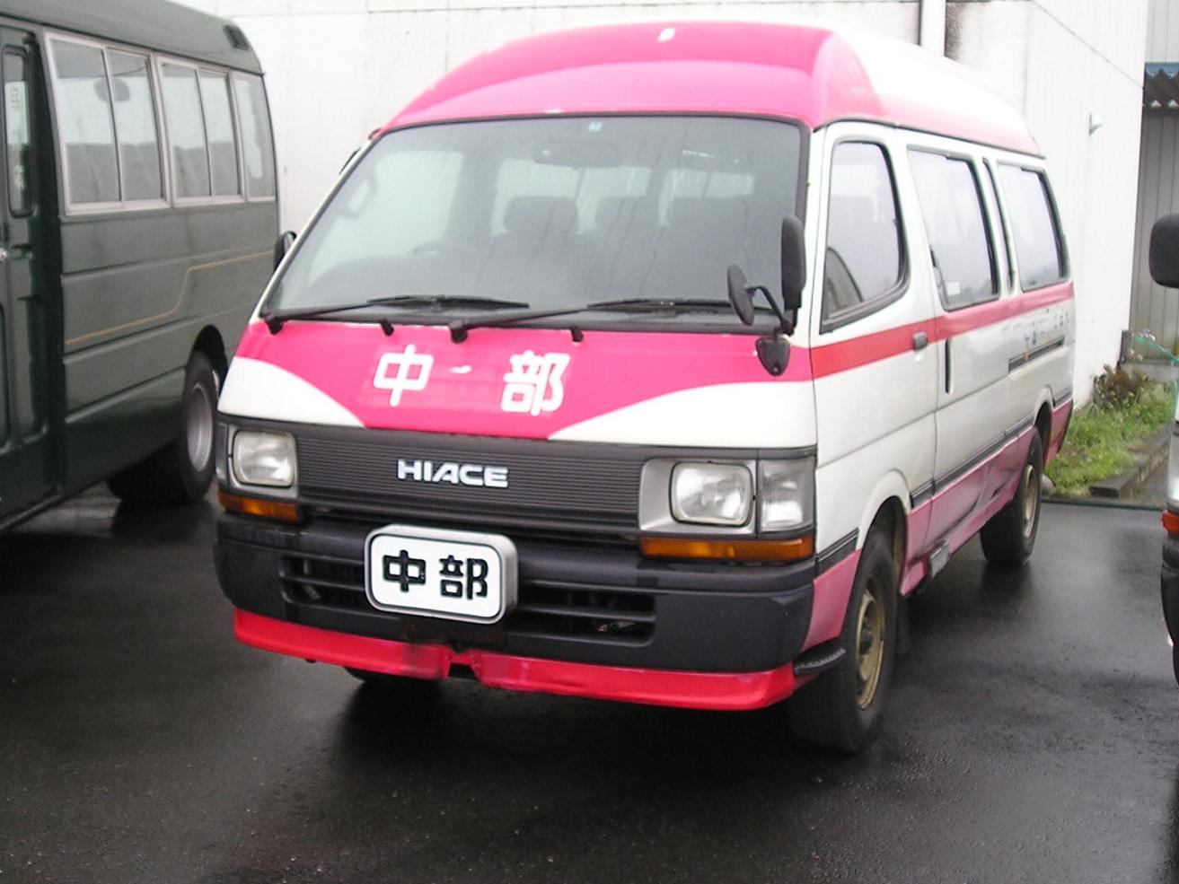 japanese used toyota hiace commuter #4
