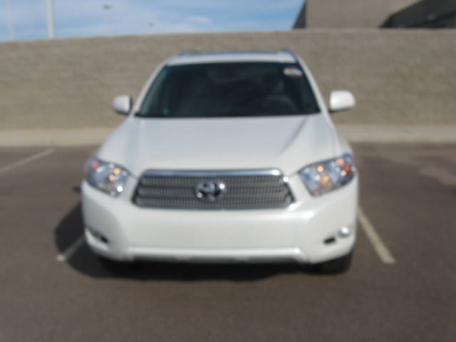 Toyota Highlander 2010. 2010 TOYOTA HIGHLANDER SUV