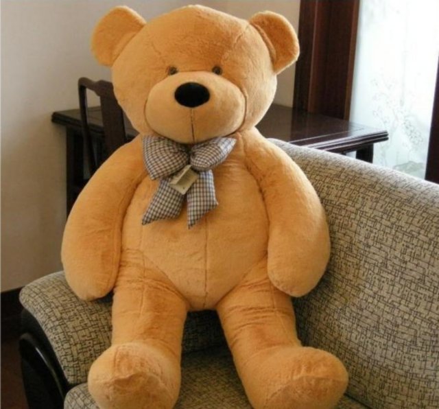 6 feet brown teddy bear