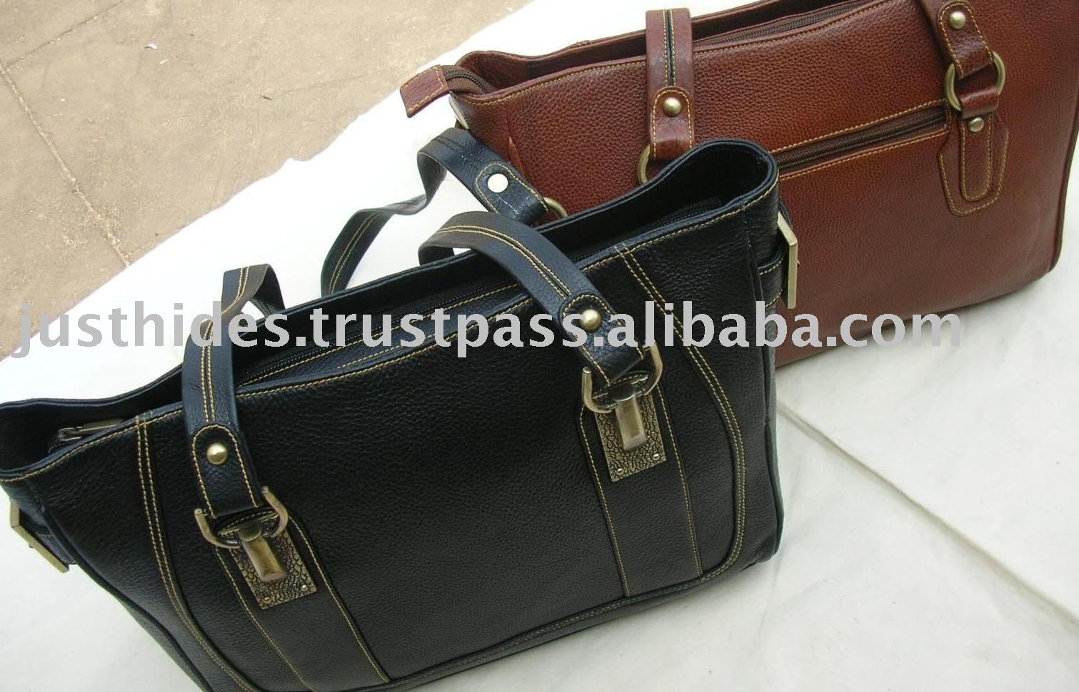 womens Leather handbags in Columbia