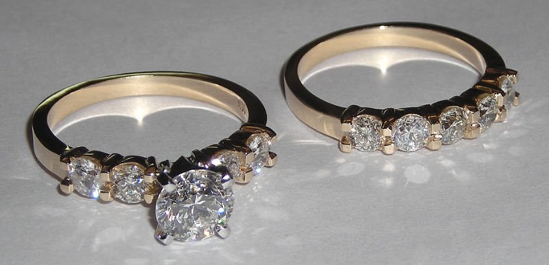 351 carat diamond engagement ring band set yellow gold