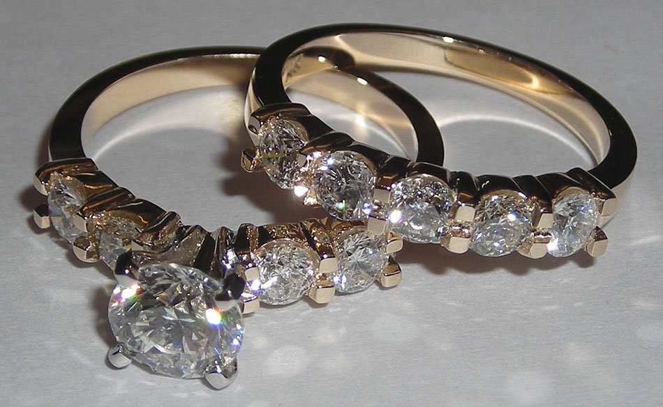 376 carat diamond engagement ring band set yellow gold
