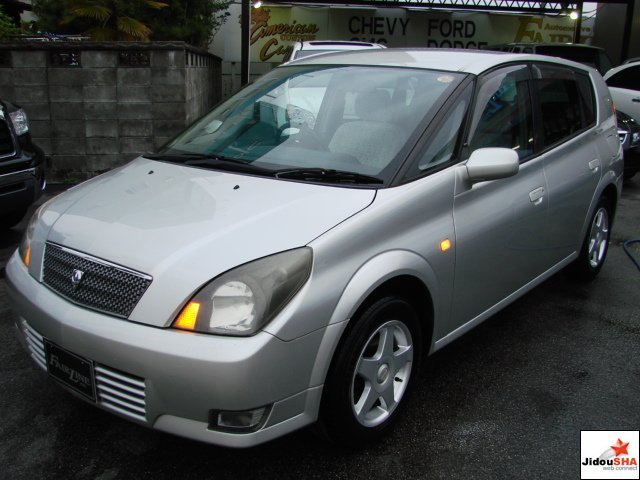 Toyota Scion 2000