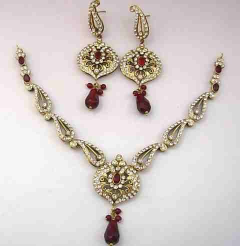 Indian Artificial Fashion Gemstone Necklace Jewelry