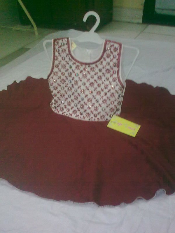 party dresses for girls. girls party dresses(Pakistan)