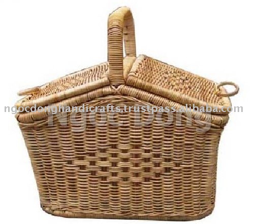 French Picnic Basket