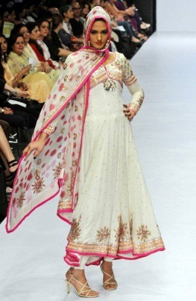 Online Dresses on Mg Fashion  Pakistani Dresses Online