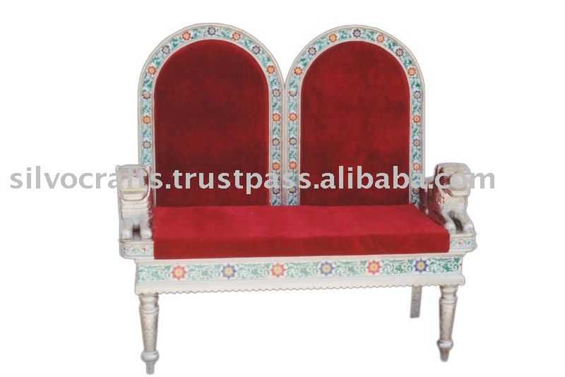 Presenting white metal wedding stage decoration chair for dulha dulhan by