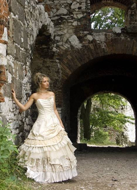 Designer 100 Pure Natural Silk Wedding Corset Gown