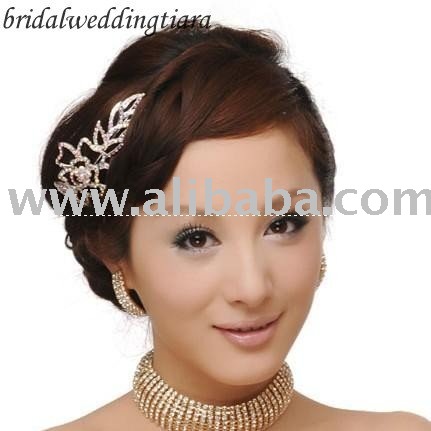 Fine Wedding Rhinestone Flower Hair Comb Tiara