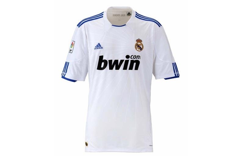 real madrid 2011 wallpaper. fc real madrid 2011 wallpaper.