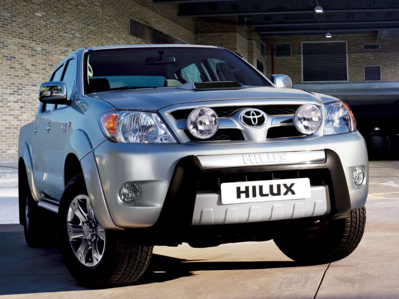 Toyota Hilux Diesel 2010. Toyota Hilux (Petrol amp; Diesel)(United Arab Emirates)