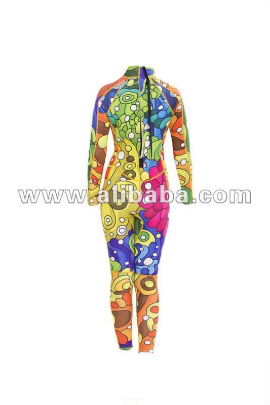 Colorful_wersuit.jpg