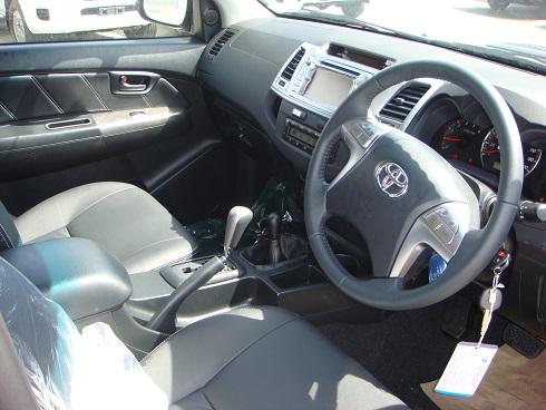 right hand drive toyota hilux #7