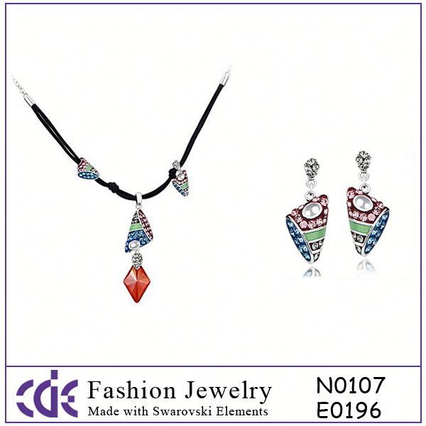 2014 China wholesale guangzhou fashion jewelry market