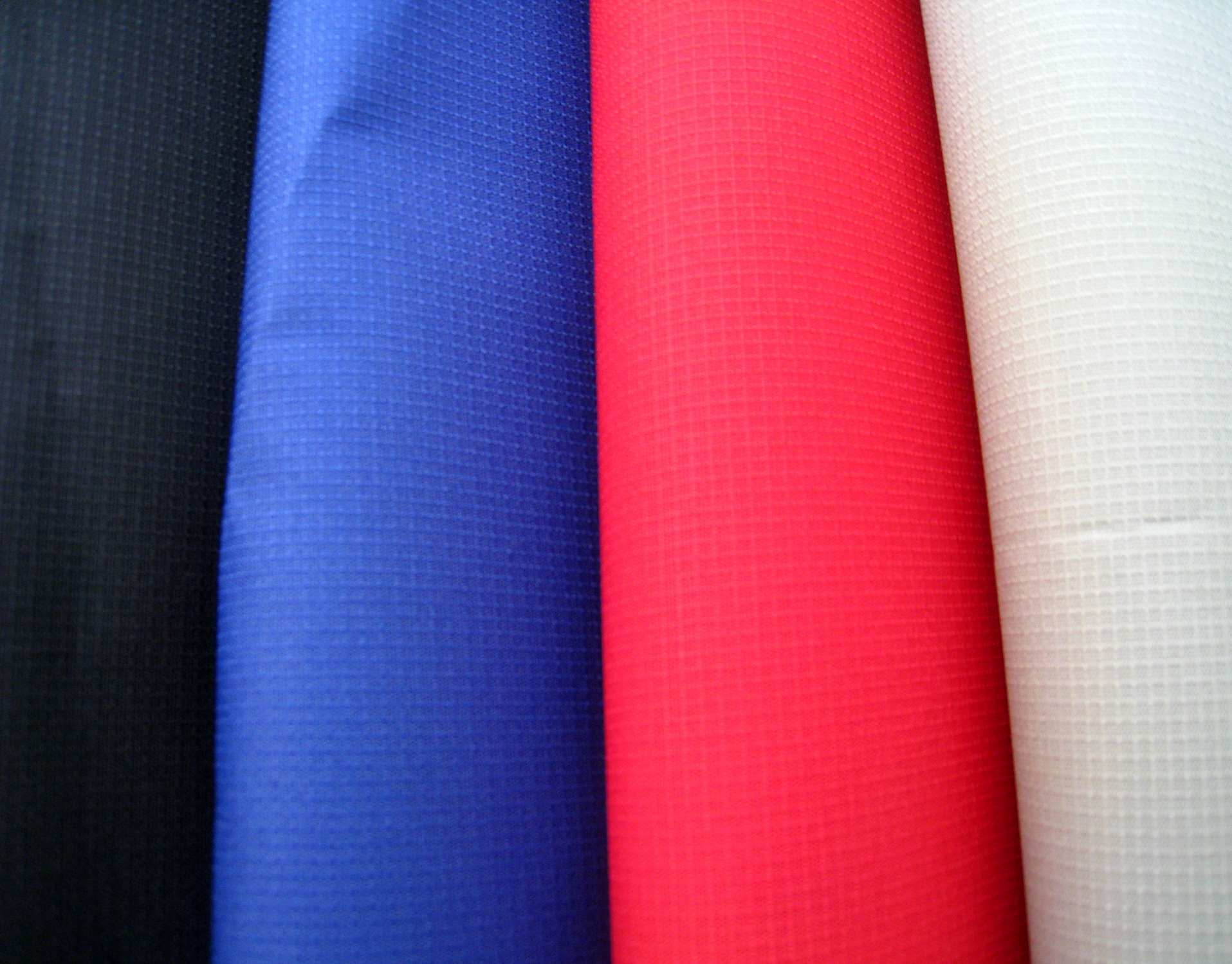  - 600D_x_300D_PVC_coated_fabric