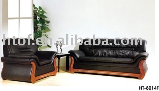 Megan Fox Leather Couch. See larger image: sofa,leather