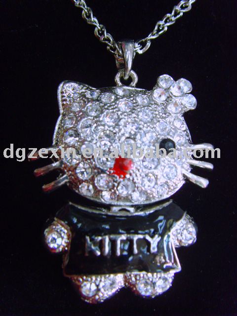 Hello Kitty Zombie Necklace. makeup Hello KItty necklace
