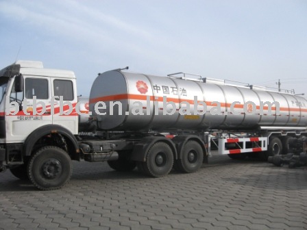  2638 Semi-Fuel Tanker /6X4/3450+1450