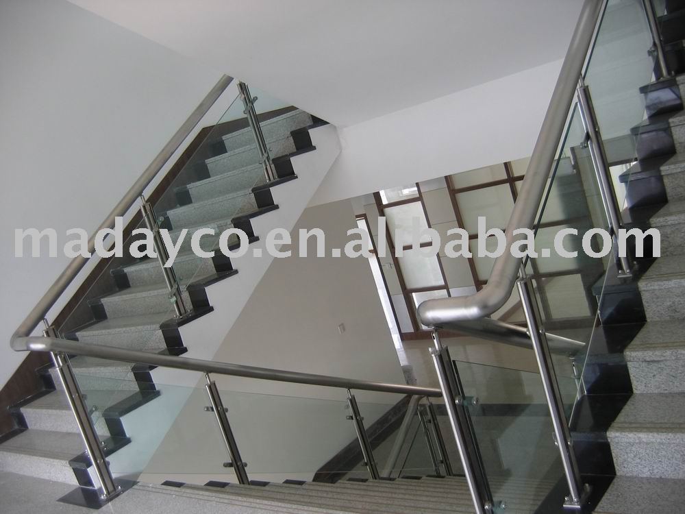 stair glass railing