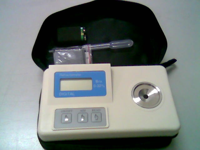 Digital Refractometer